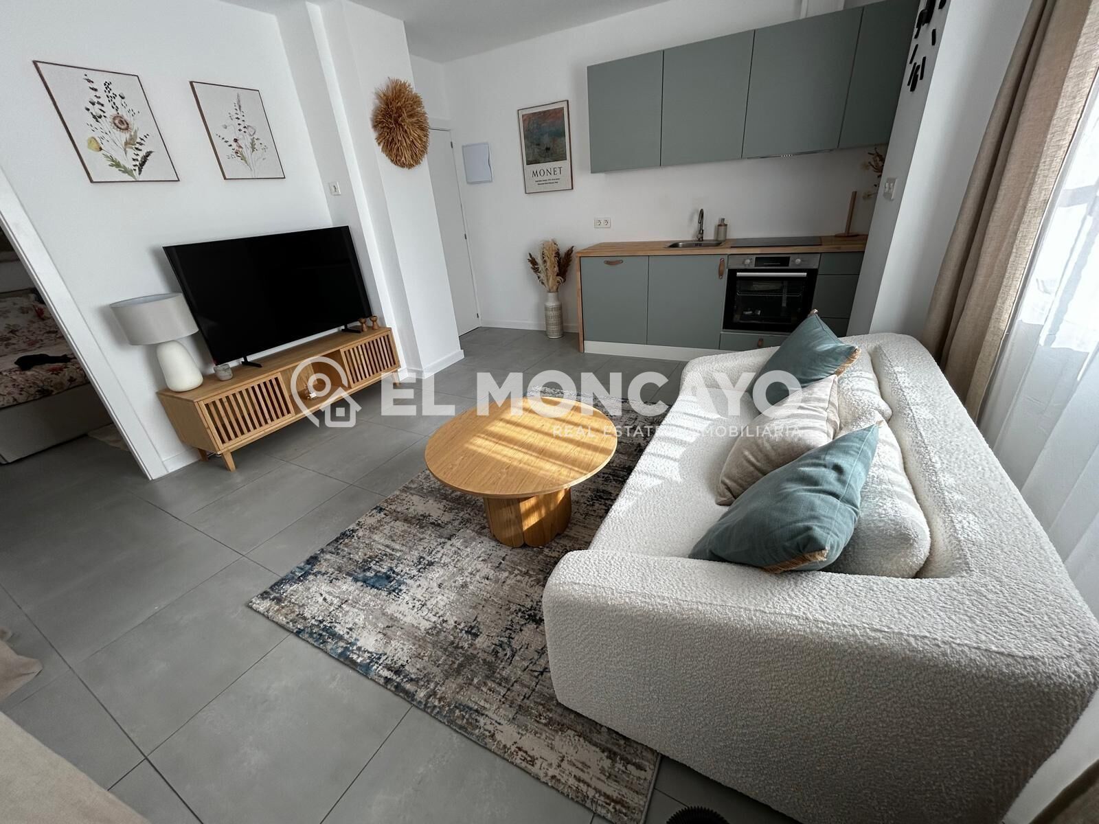 Living room of Apartment for sale in Torrevieja  with Air Conditioner and Heating