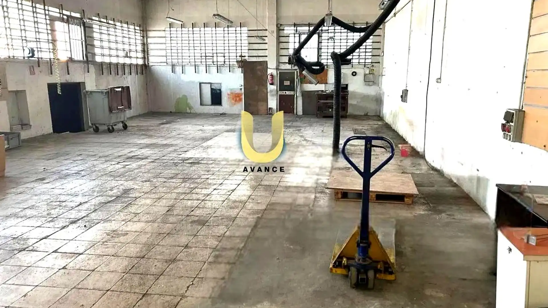 Fabrikhallen zur Miete in  Madrid Capital