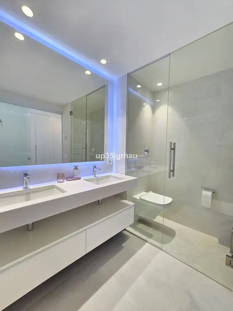 Apartament amb piscina en venda a Selwo, imagen 20