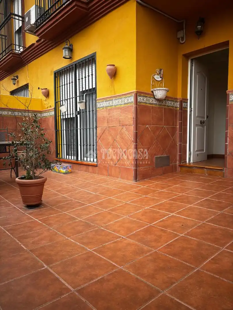 Exterior view of Detached homes for sale in Sevilla  with Air Conditioner