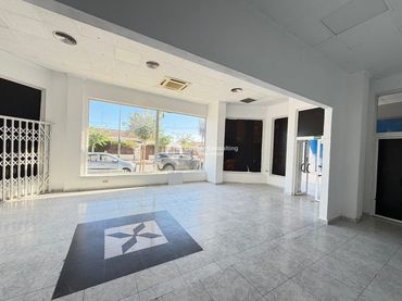 Locale commerciale in vendita a N/A