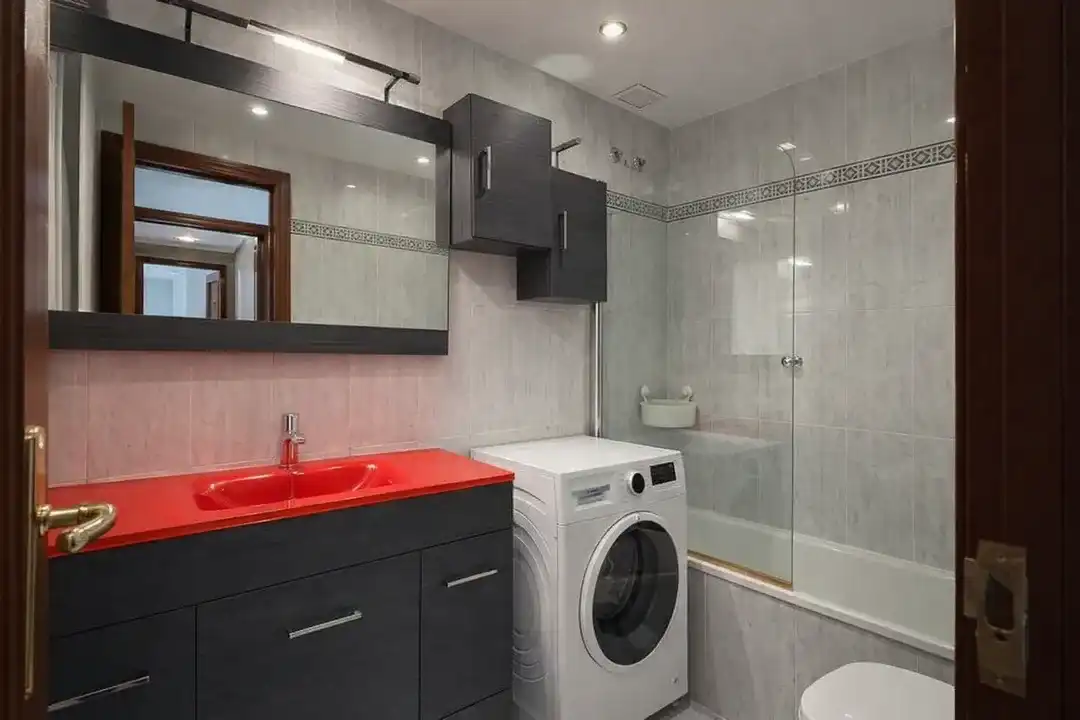 Baño de Ático en venta en Vitoria - Gasteiz con Calefacción, Terraza y Trastero