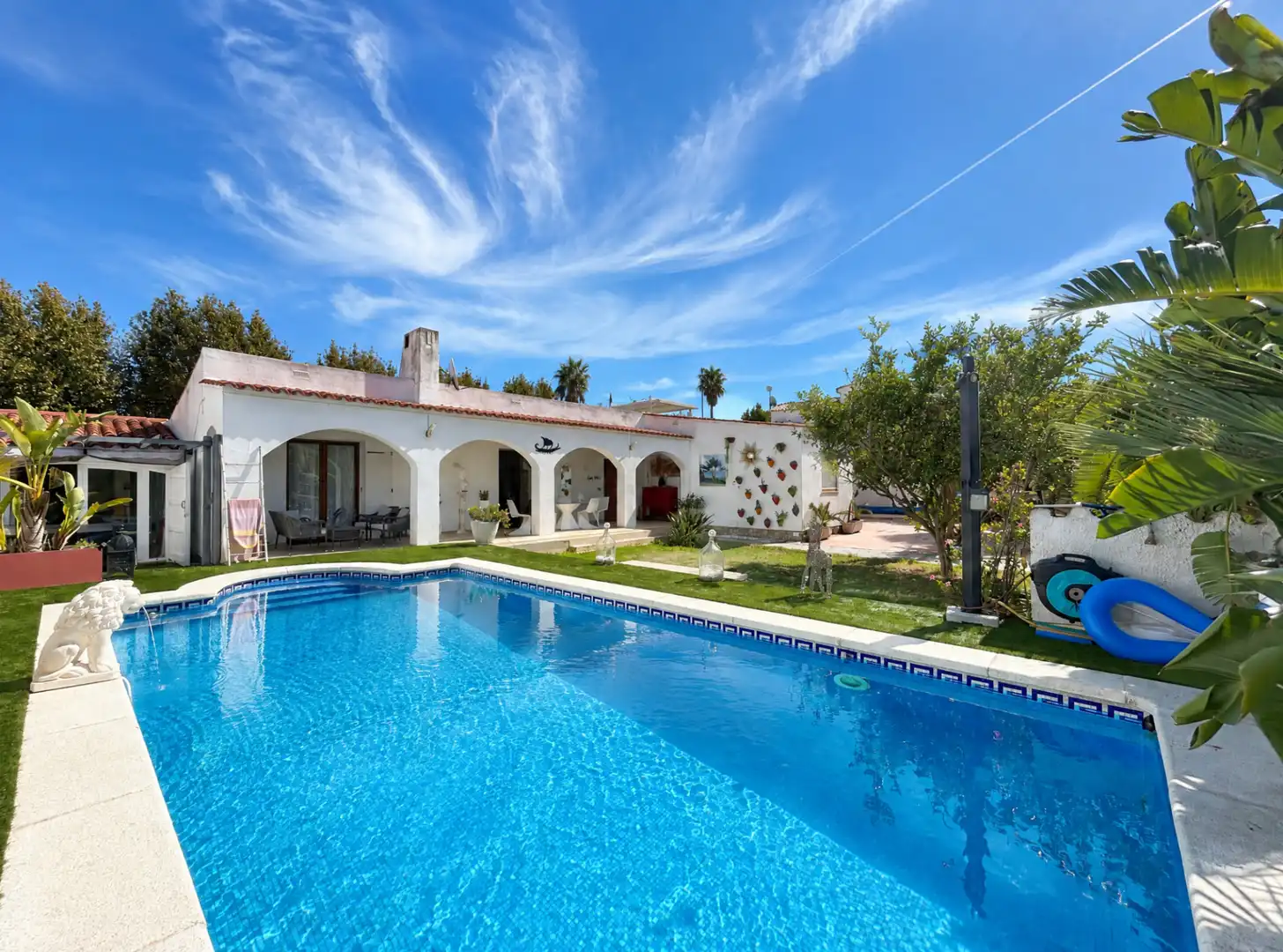 Maison avec piscine à vendre à N/A