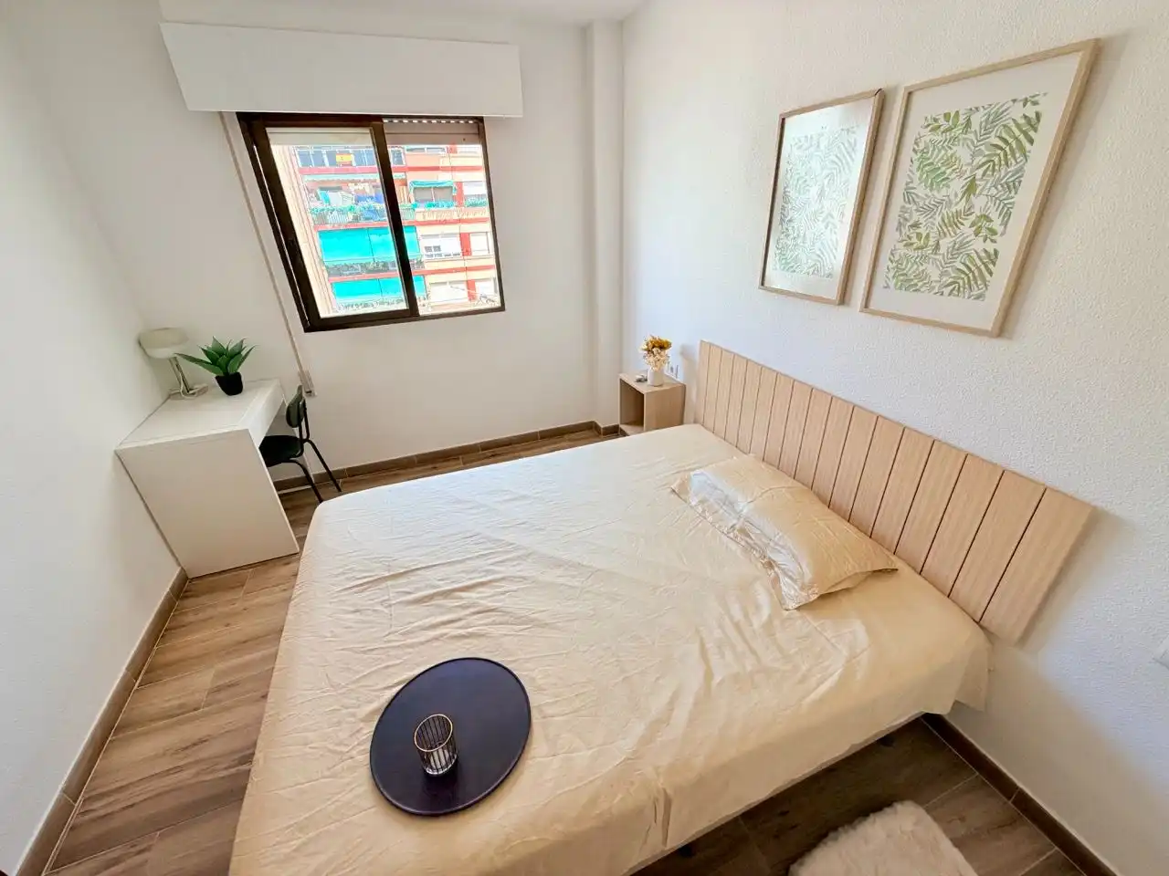 Bedroom of Flat for share in Pla - Carolinas