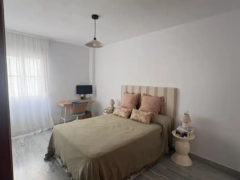 Bedroom of Flat for rent in Málaga  with Air Conditioner, Furnished and Washing machine