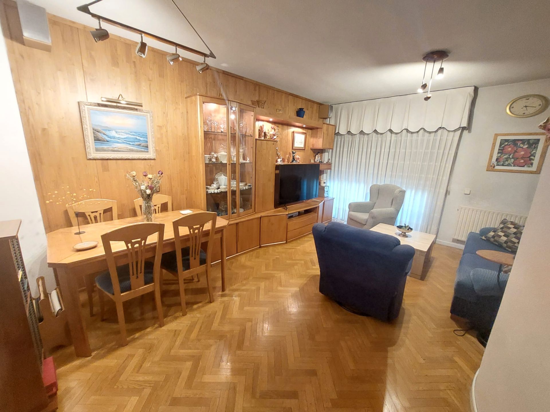 Sala d'estar de Dúplex en venda en Alcorcón amb Aire condicionat, Calefacció i Parquet
