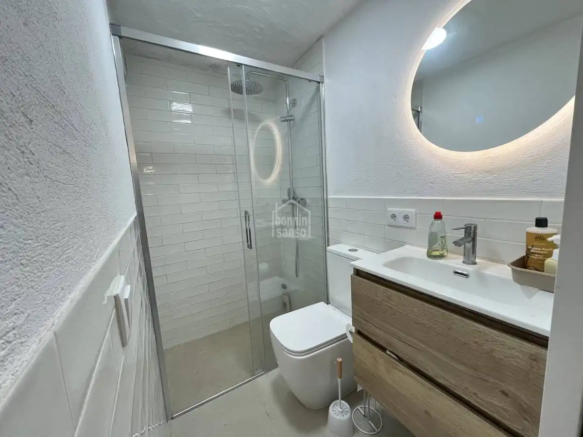 Baño de Apartamento en venta en Sant Lluís