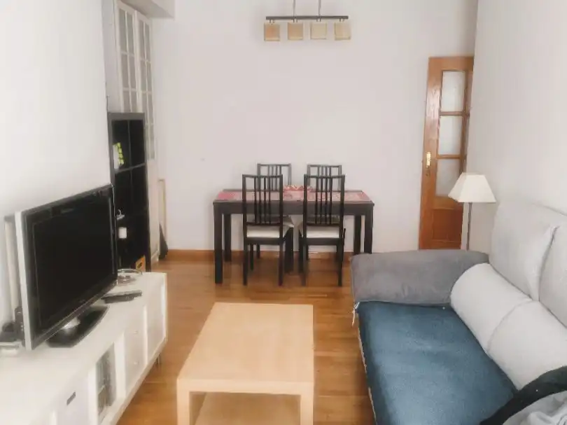 Sala d'estar de Pis en venda en Tomelloso amb Terrassa i Balcó