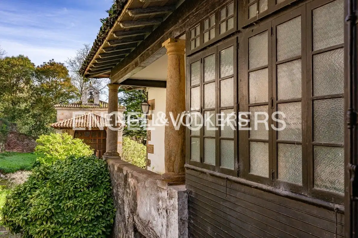 Exterior view of Houses for sale in Villaviciosa  with Heating, Private garden and Parquet flooring