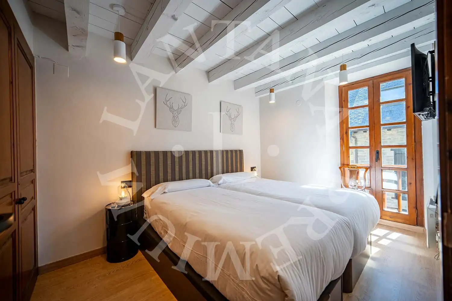 Habitación de Casa adosada en venta en Naut Aran con Calefacción, Jardín privado y Terraza