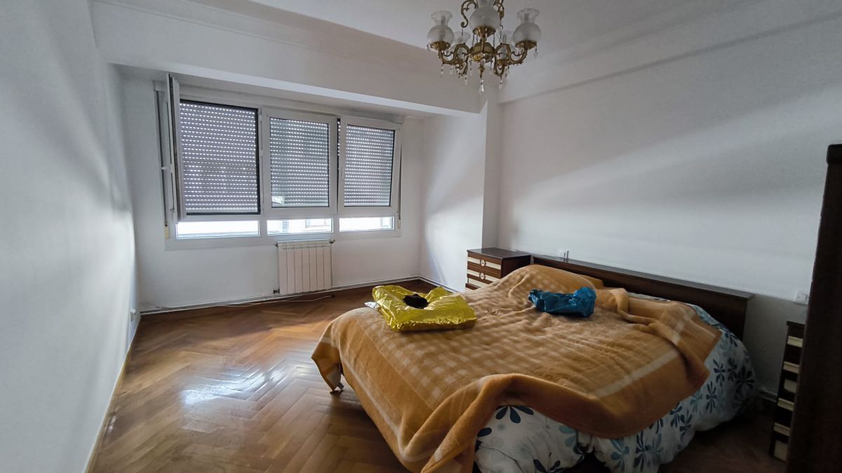 Dormitori de Pis en venda en A Coruña Capital  amb Calefacció i Parquet