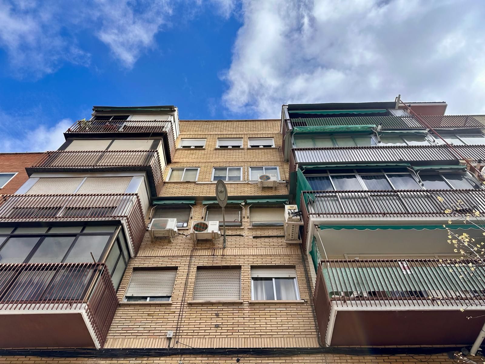 Garatge en venda a VEZA, Valdeacederas