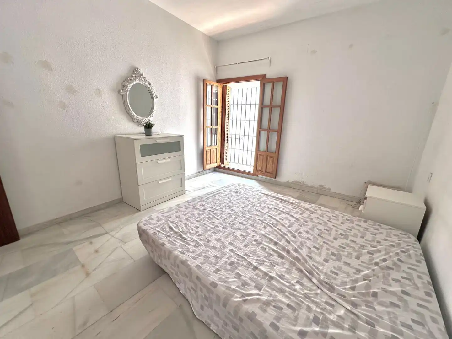 Habitación de Piso en venta en Sevilla