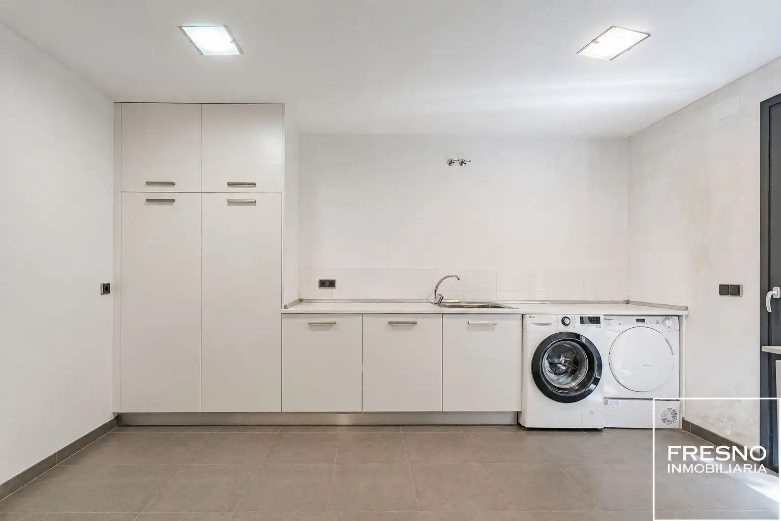 Cocina de Casa o chalet en venta en Cobeña con Aire acondicionado, Calefacción y Jardín privado