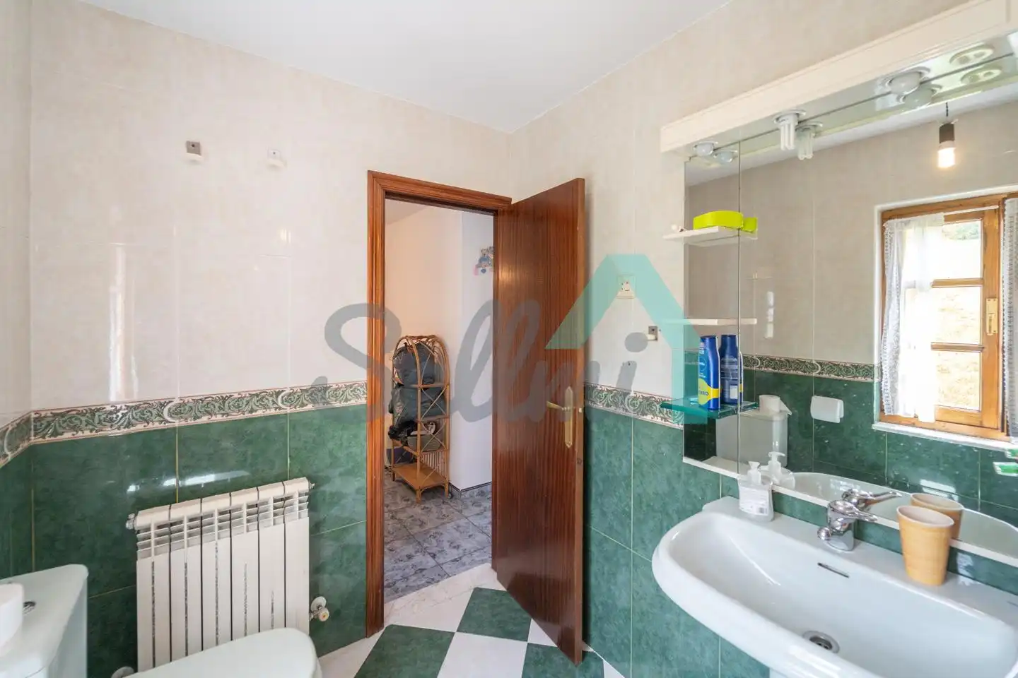Houses for sale in La Cadorna, Valdés - Luarca