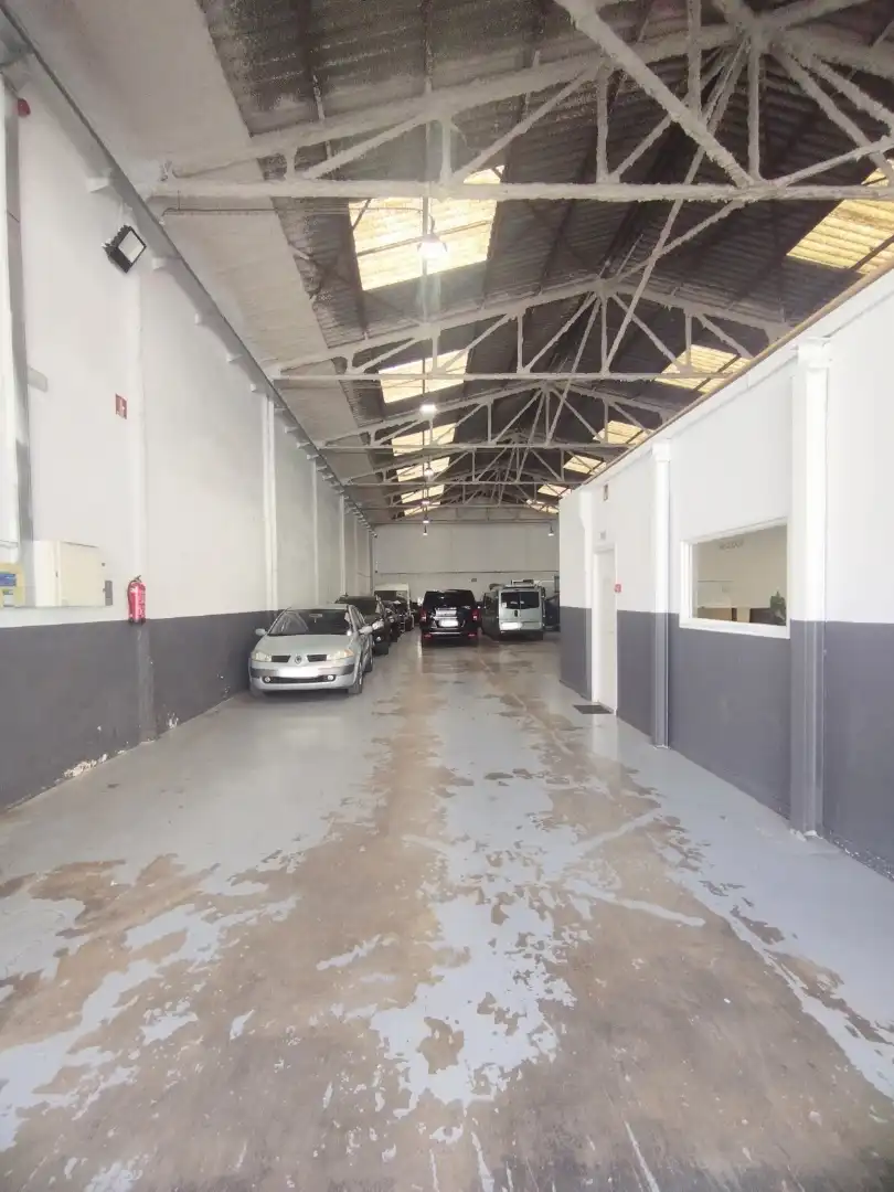 Local comercial en traspaso en Creu de Barberà - Sector Sud