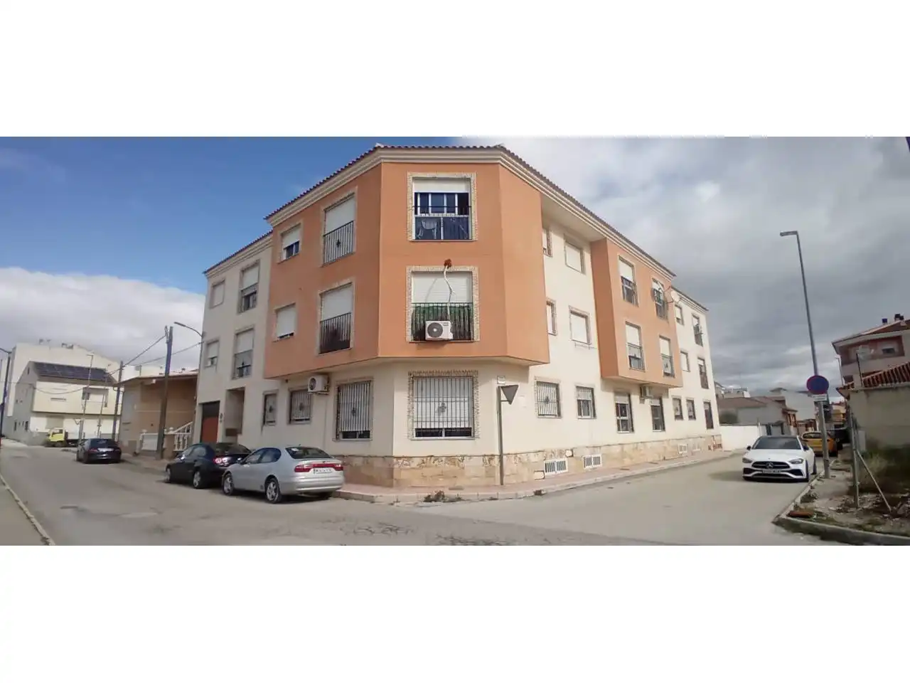 Vista exterior de Piso en venta en Ceutí con Trastero y Amueblado