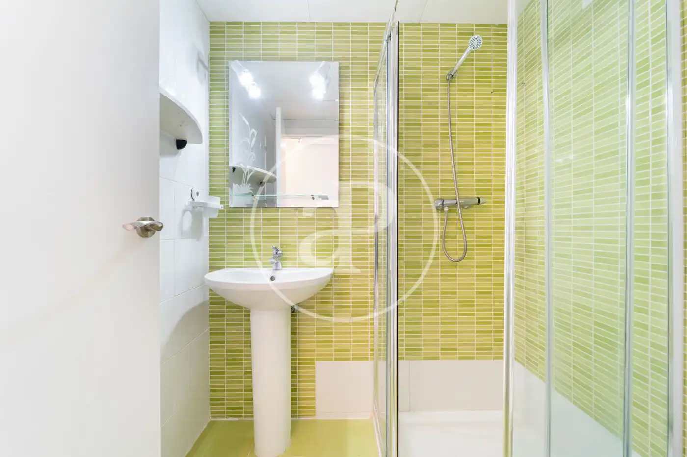 Bathroom of Flat for sale in Benidorm  with Air Conditioner, Heating and Private garden