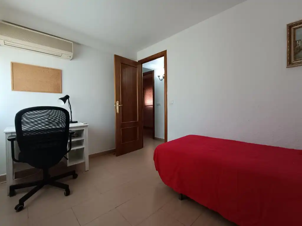 Schlafzimmer von Wohnung zur Miete in Córdoba