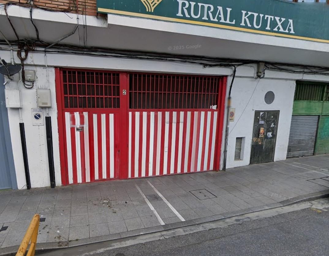 Aparcament de Garatge en venda en Basauri 