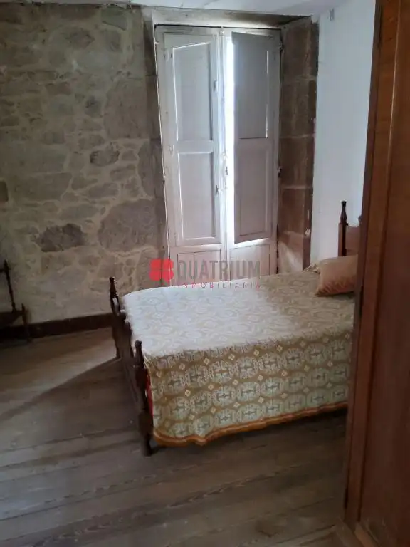 Dormitori de Casa o xalet en venda en Negreira amb Calefacció, Terrassa i Traster
