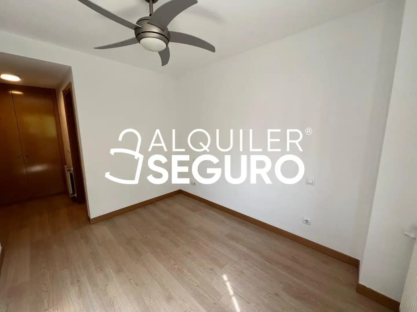Bedroom of Flat for rent in San Sebastián de los Reyes  with Air Conditioner, Heating and Terrace