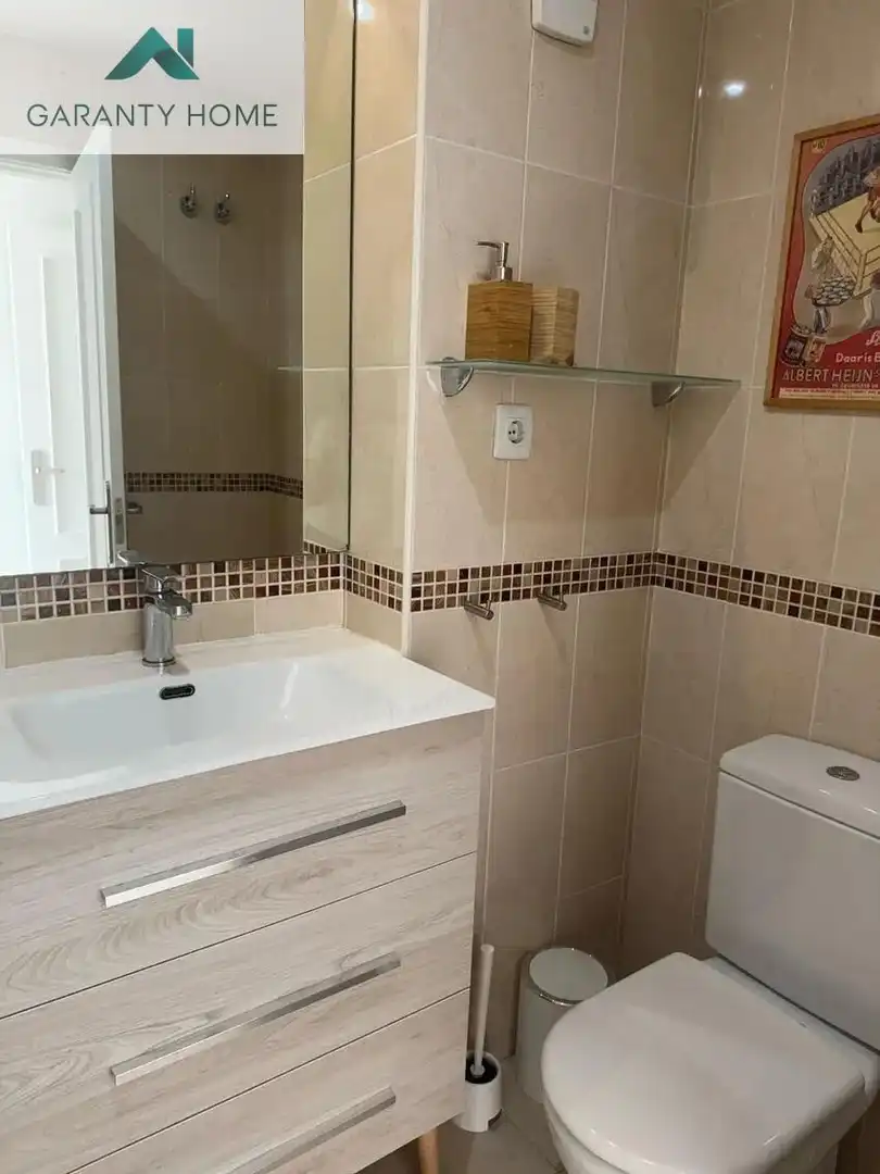 Bathroom of Flat for rent in Málaga  with Air Conditioner, Heating and Terrace
