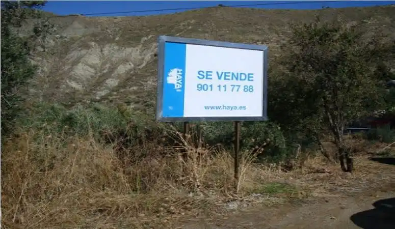 Vista exterior de Terreno en venta en Pinos Genil