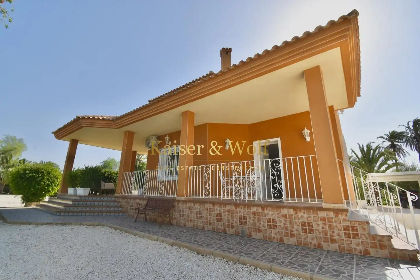 Houses for sale in Lugar Derramado, Algorós - El Derramador