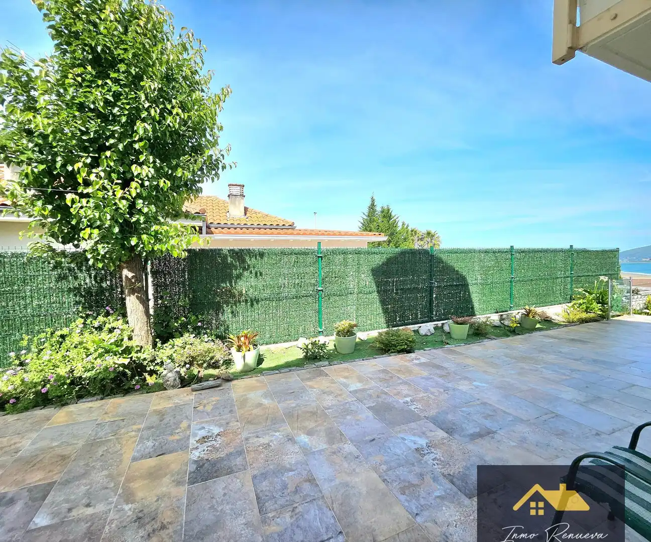 Terraza de Casa o chalet en venta en Limpias, Cantabria