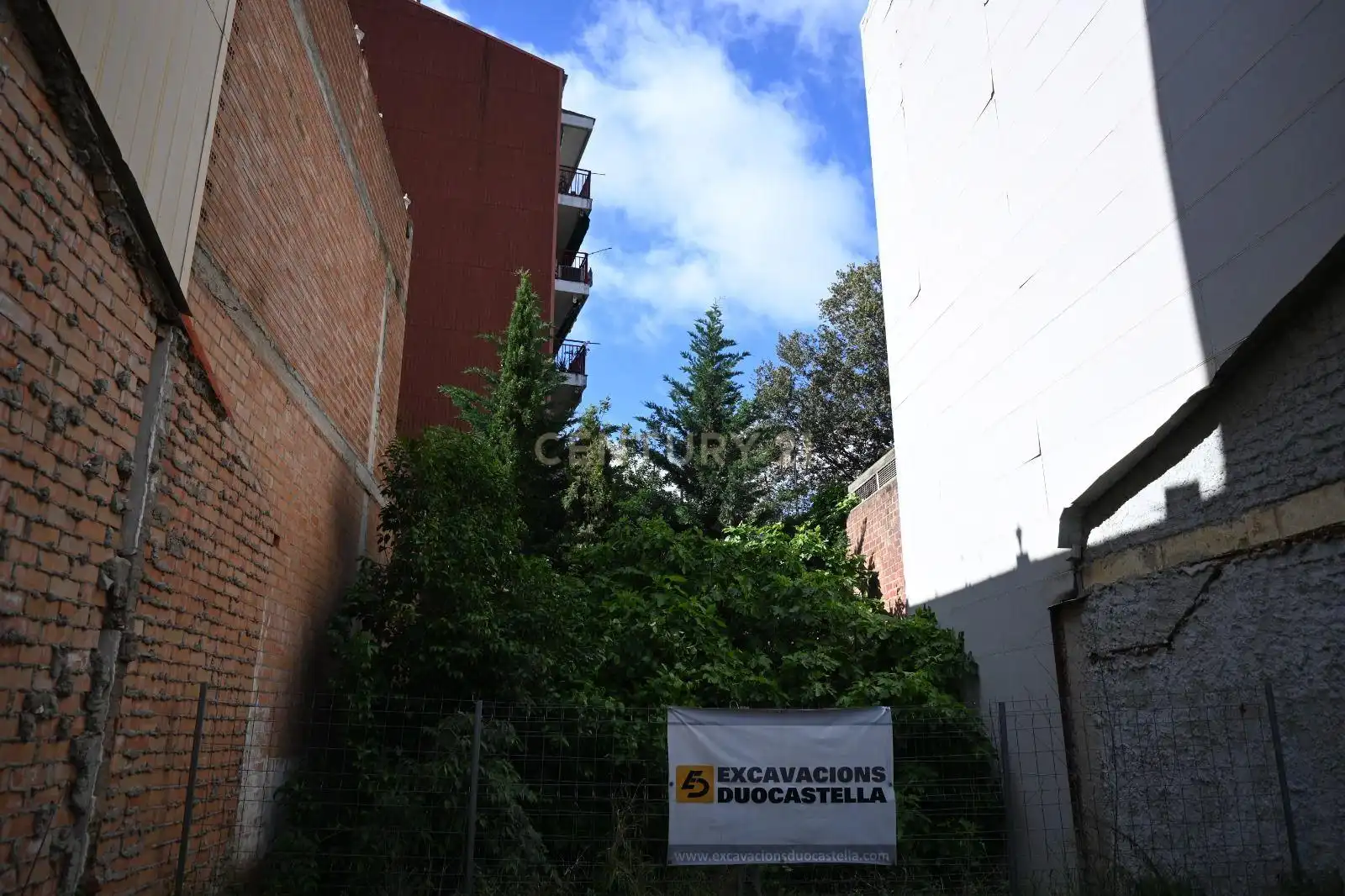 Außenansicht von Residential zum Verkauf in Manresa