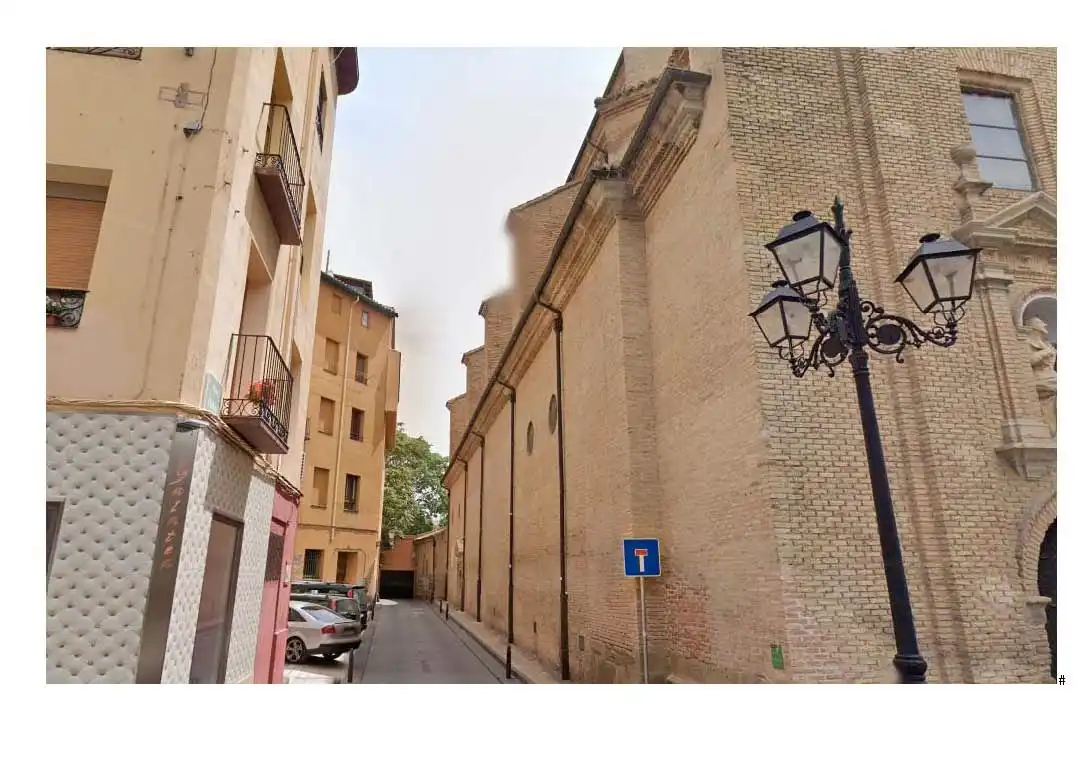 Individual de lloguer a Calle Azlor 4