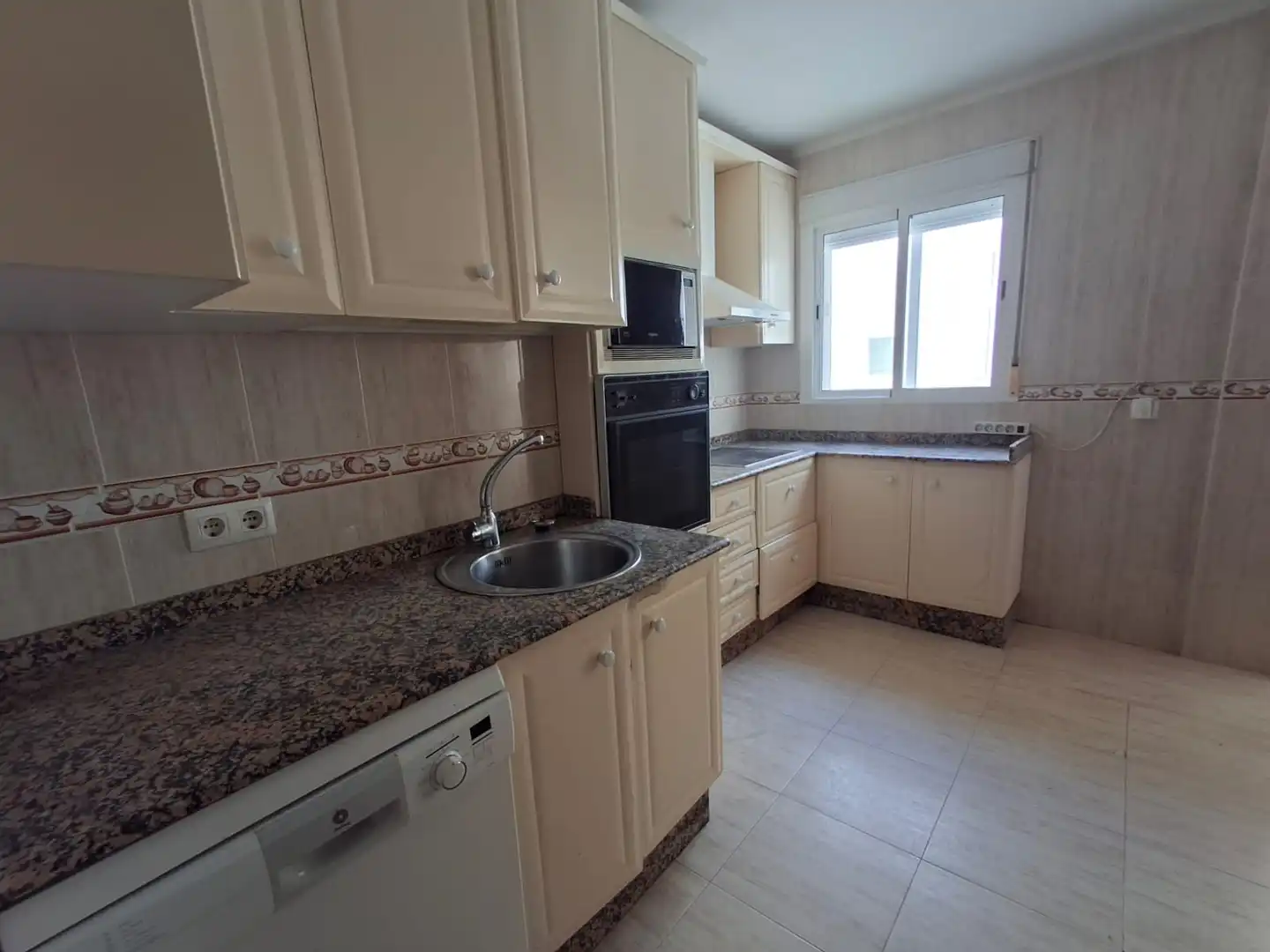 Kitchen of Attic for sale in Cádiz  with Air Conditioner, Terrace and Community pool
