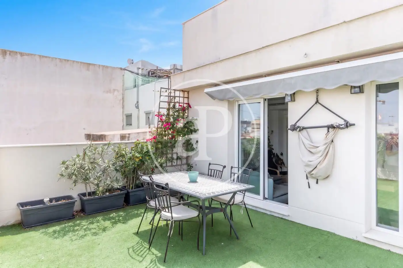 Terrasse von Dachboden zum Verkauf in Valencia mit Klimaanlage, Heizung und Privatgarten