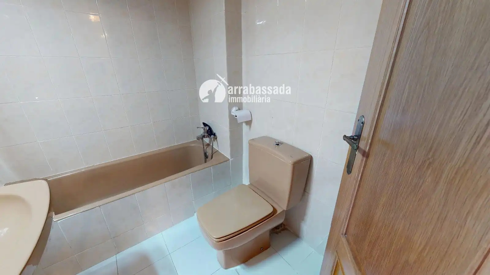 Bathroom of Flat for rent in Tarragona  with Air Conditioner, Heating and Terrace