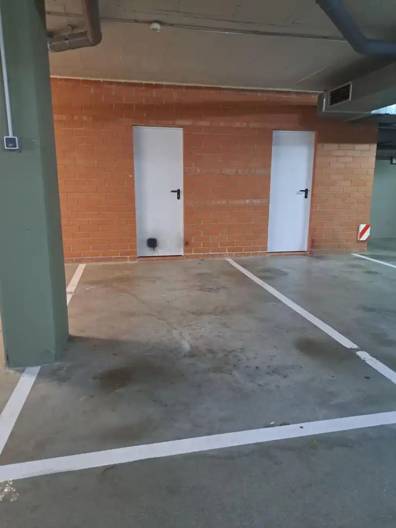 Aparcament de Pis en venda en Sant Sadurní d'Anoia amb Calefacció, Terrassa i Traster