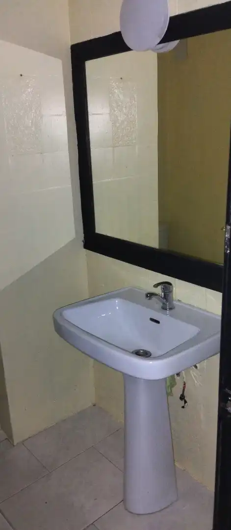 Bathroom of Commercial properties for rent in Córdoba  with Air Conditioner