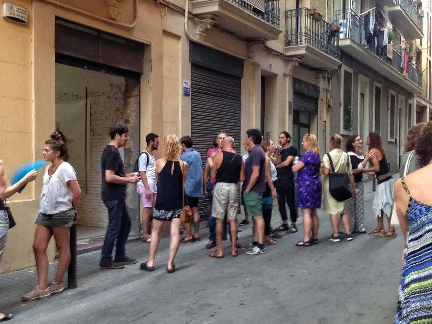 Vista exterior de Local en venta en Barcelona con Calefacción