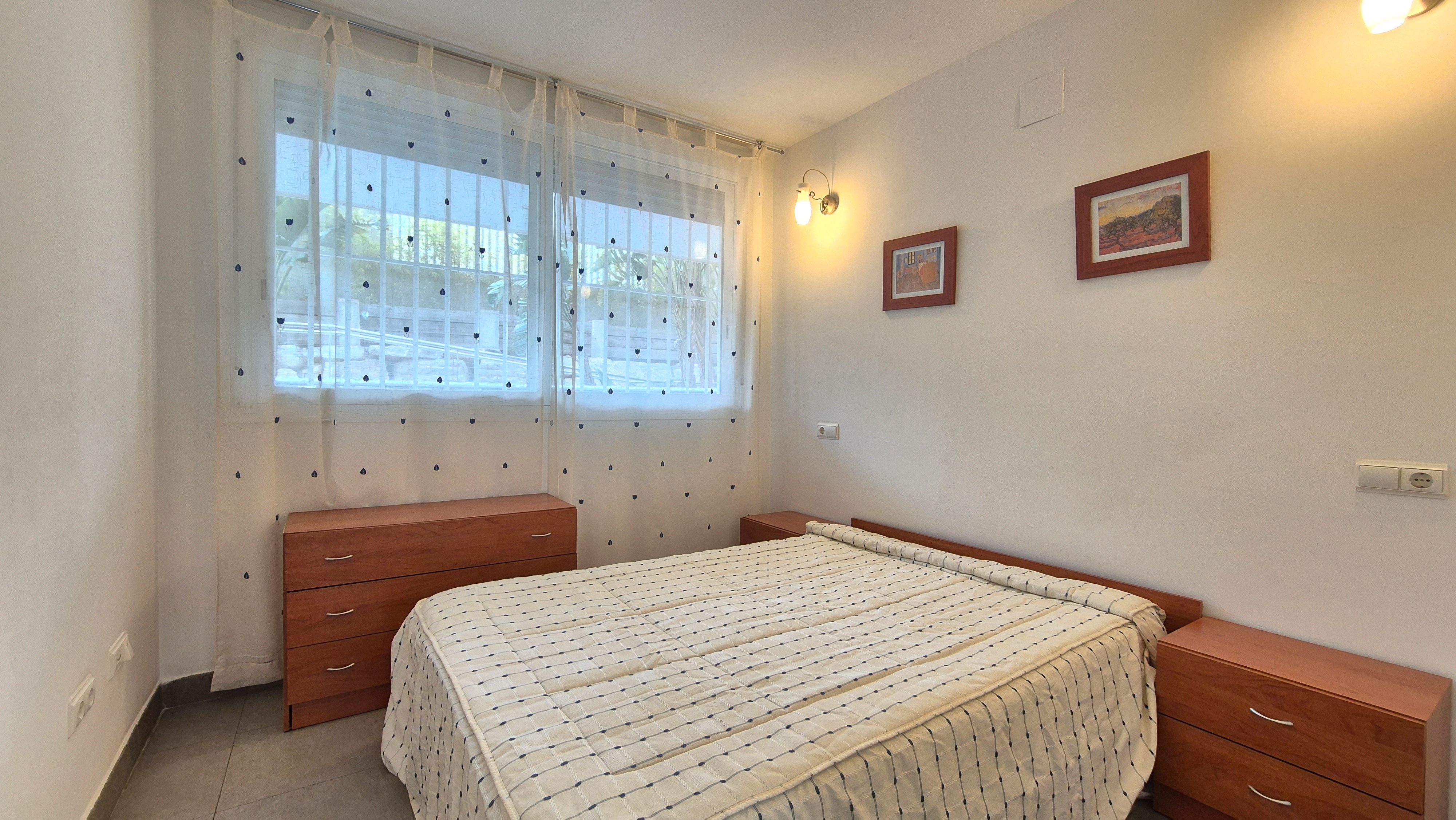 Habitación de Apartamento en venta en  Madrid Capital con Piscina, Amueblado y Piscina comunitaria