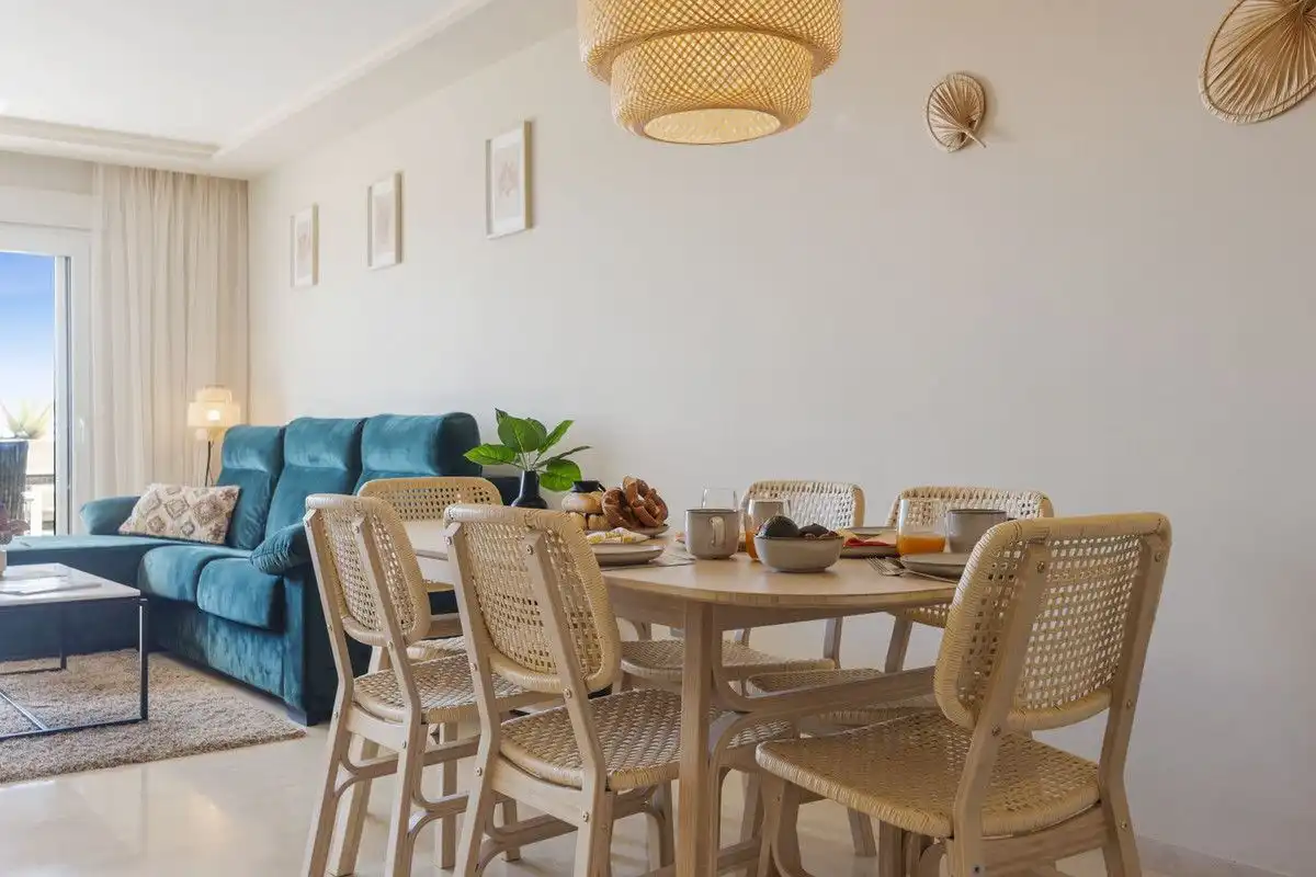 Apartamento con terraza en venta en Selwo, imagen 10