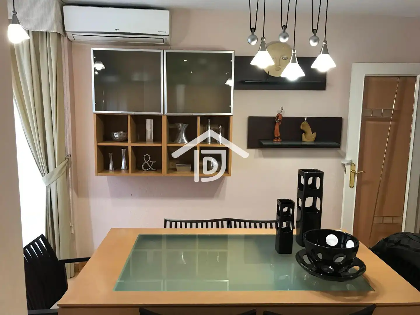 Comedor de Piso de alquiler en Paterna con Aire acondicionado, Calefacción y Parquet