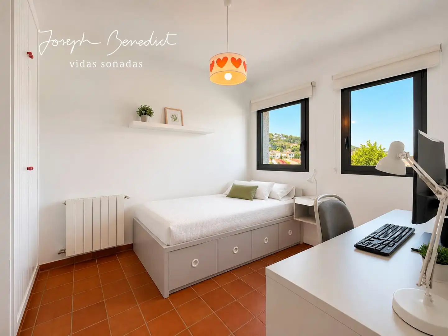 Bedroom of Houses for sale in Torrelles de Llobregat  with Air Conditioner, Heating and Private garden