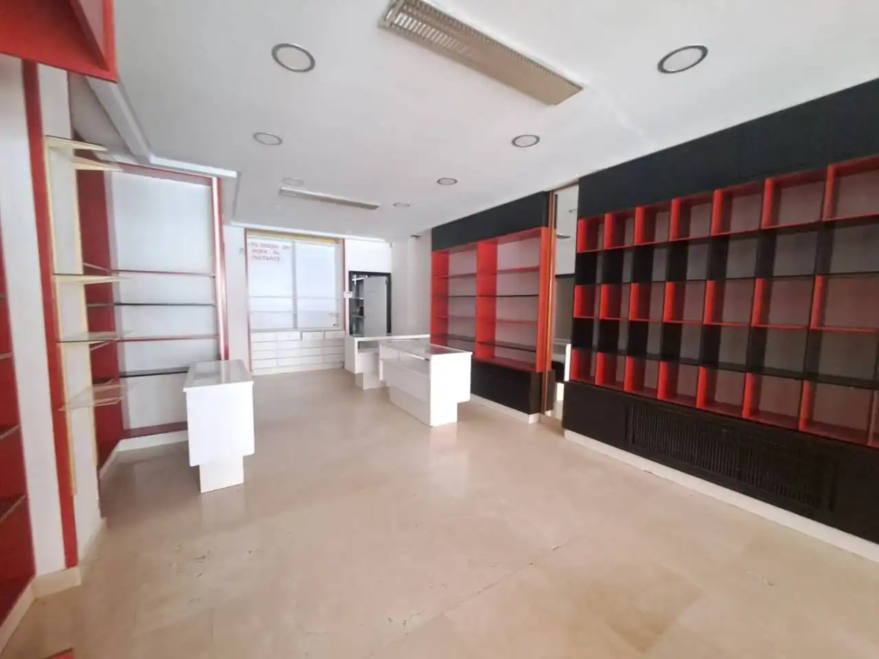Commercial properties for sale in Burgos  with Air Conditioner