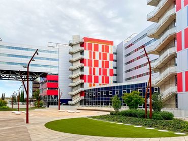 Office space with lift to rent in Calle Marie Curie 9