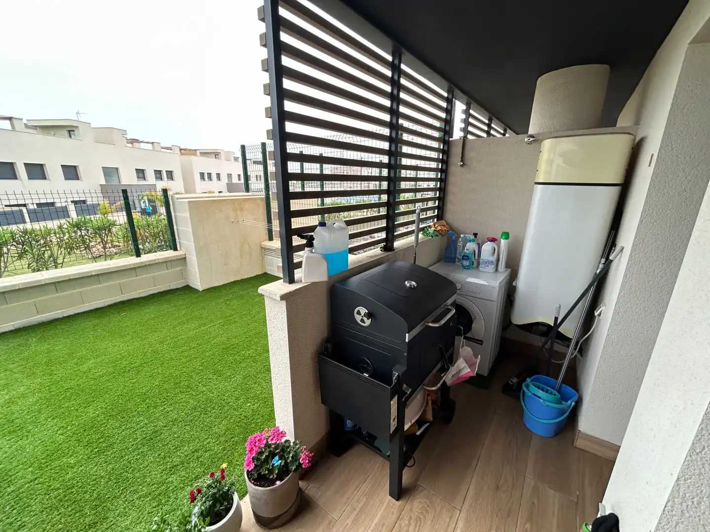 Terraza de Planta baja en venta en Almería con Aire acondicionado, Calefacción y Jardín privado