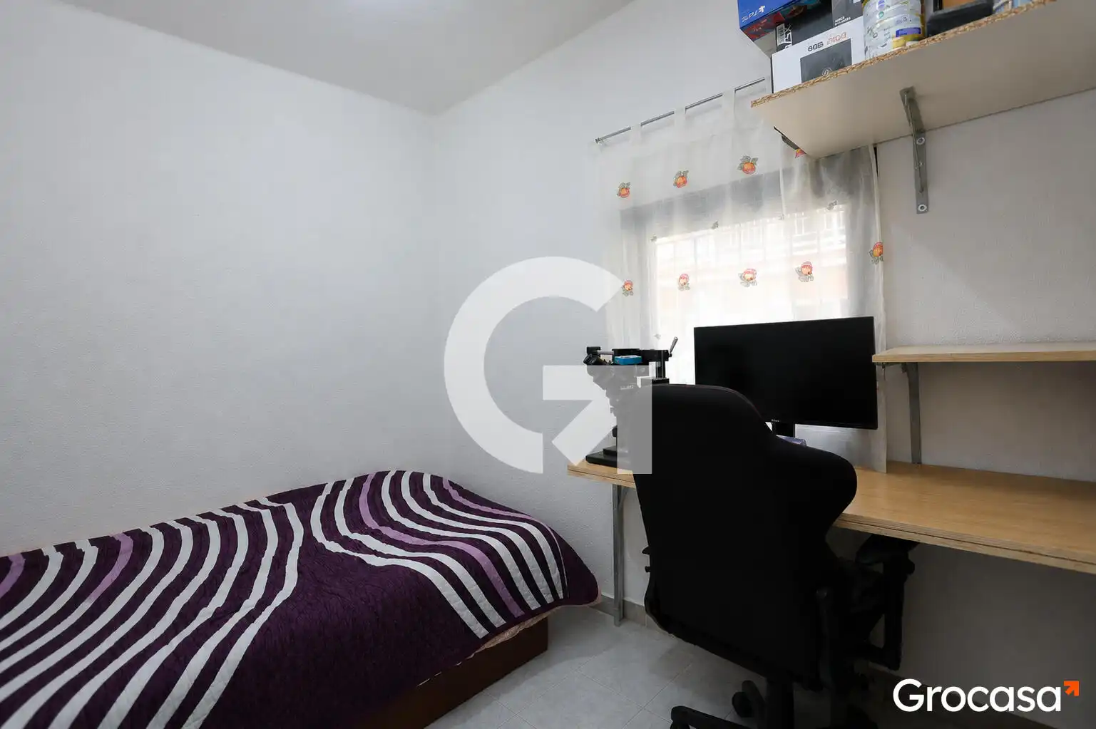 Bedroom of Flat for sale in Santa Coloma de Gramenet  with Air Conditioner, Heating and Furnished