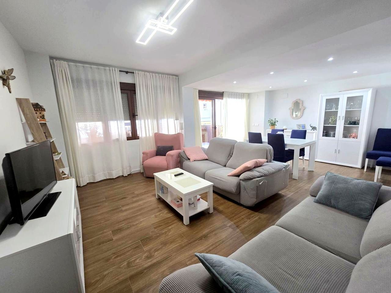 Sala d'estar de Apartament en venda en Gandia amb Aire condicionat i Terrassa