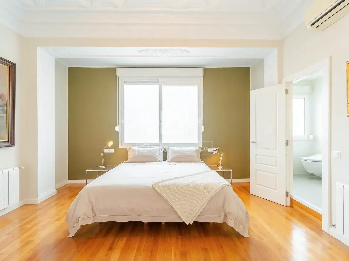 Bedroom of Flat for sale in L'Eixample