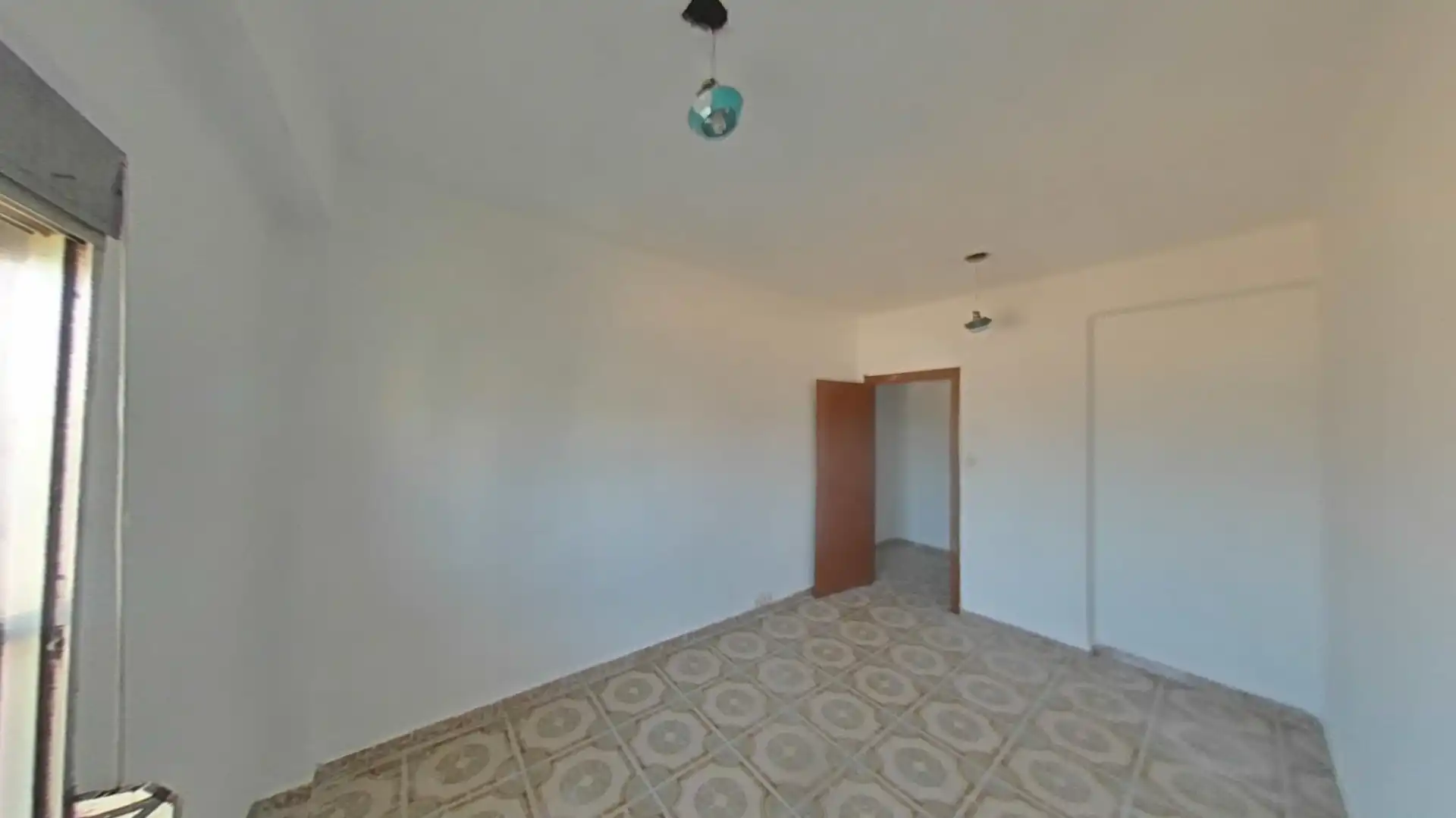 Piso en venta en Valencia con Balcón