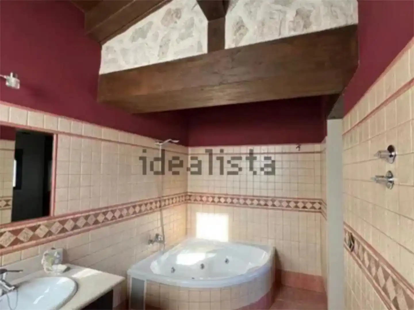 Bany de Casa o xalet en venda en Martín Muñoz de la Dehesa amb Aire condicionat, Jardí privat i Parquet